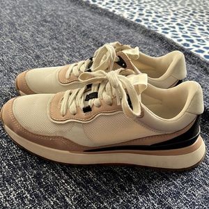 Zara athletic sneaker